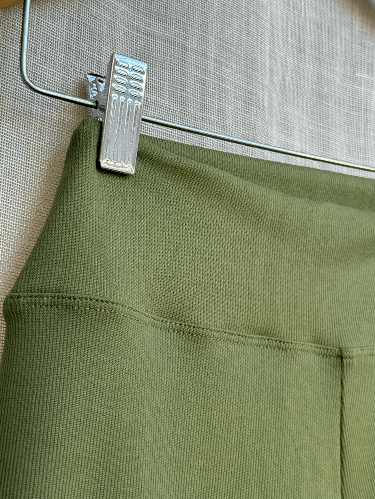 Calça Flare Rib