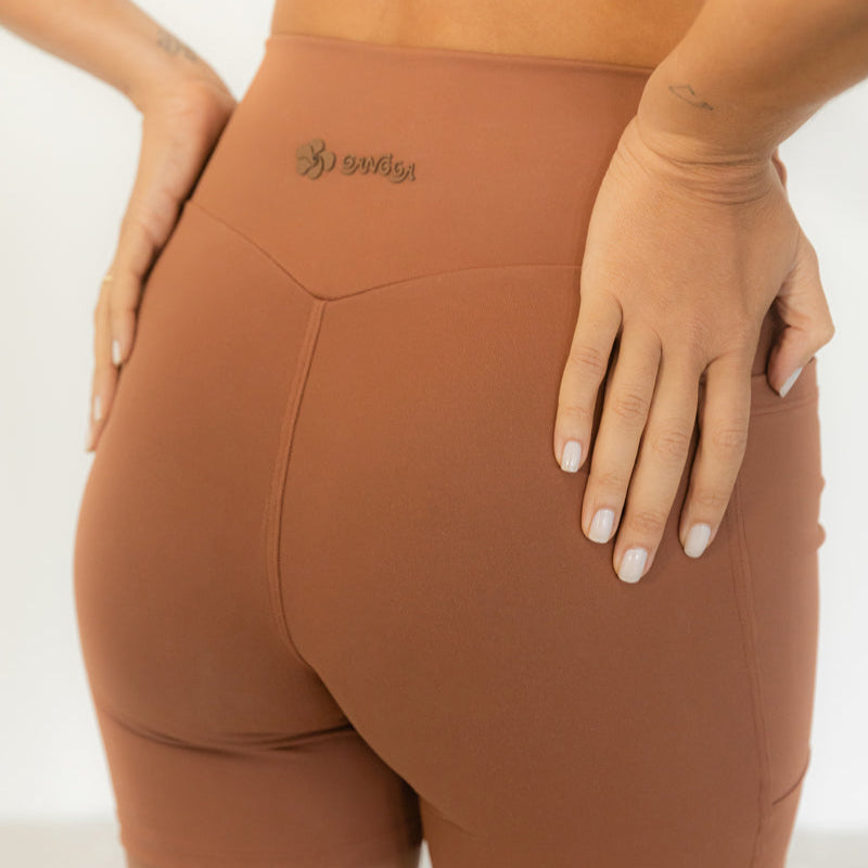 Short Compression - Marrom Mocha Mousse