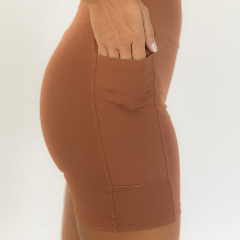 Short Compression - Marrom Mocha Mousse