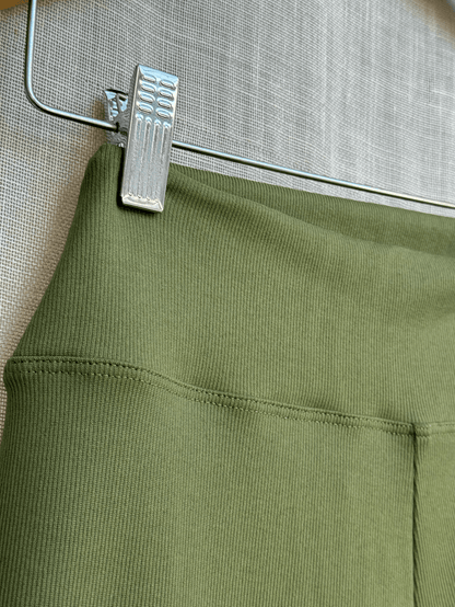 Calça Flare Rib
