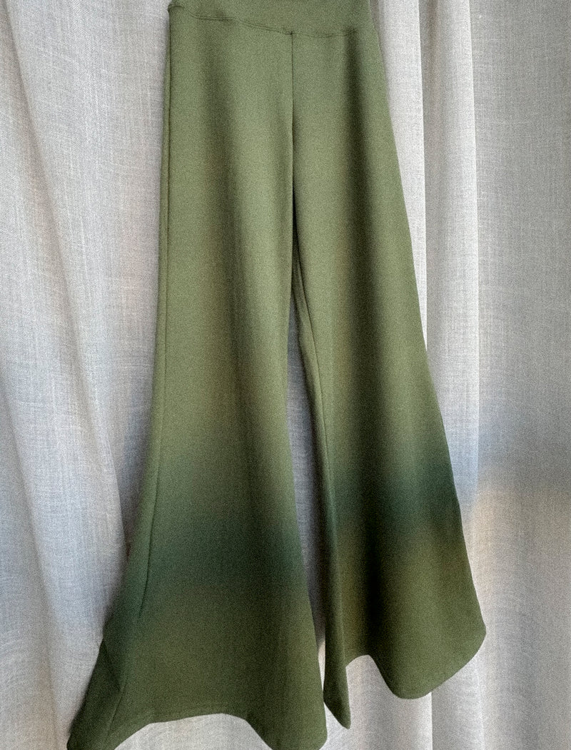 Calça Flare Rib