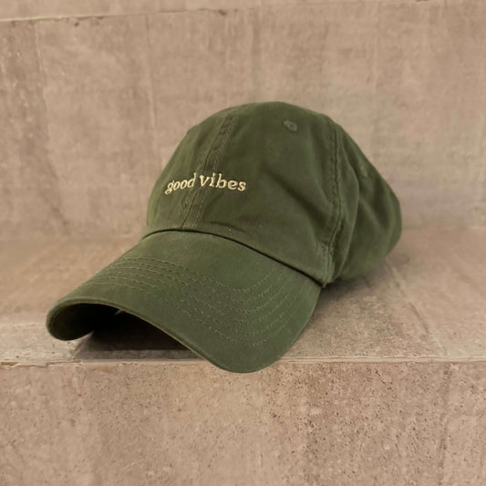Boné Good Vibes Verde Musgo